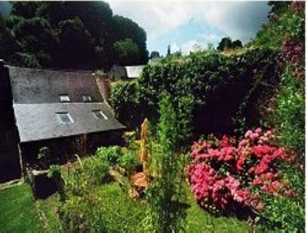 Chambres D'Hotes Logis Du Jerzual Dinan Exterior foto